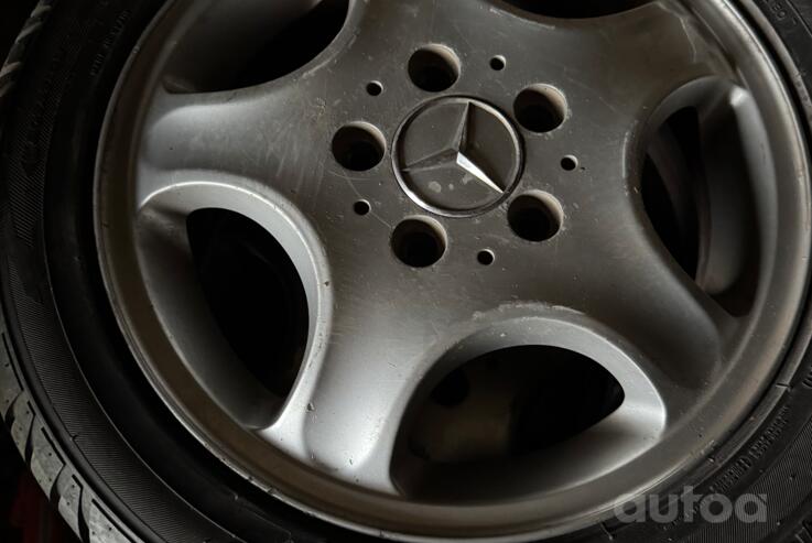 Mercedes bendz, valuveljed