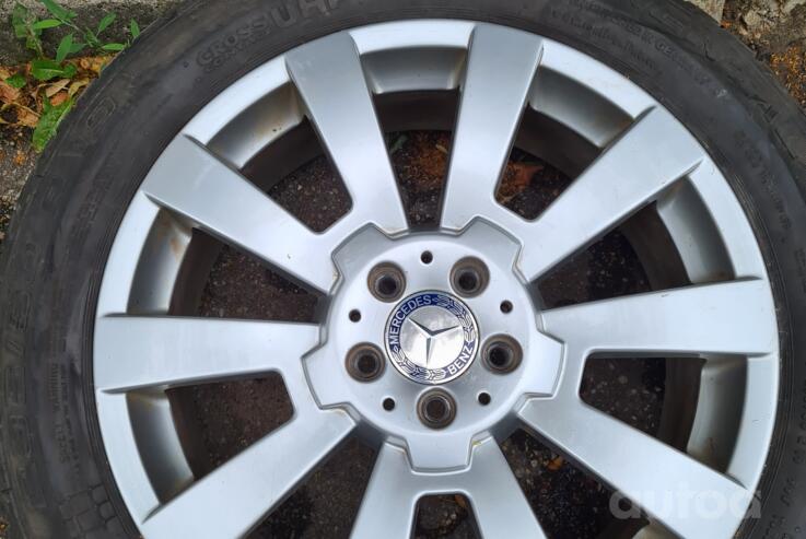 Mercedes Benz, valuveljed