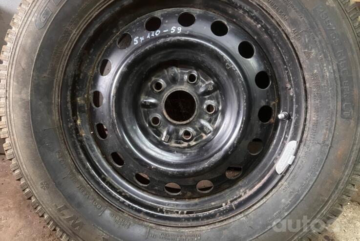 Toyota, terasest stantsitud