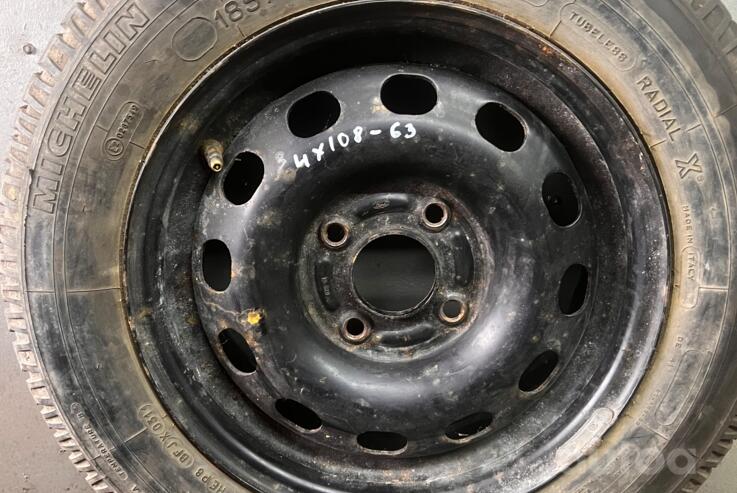 Ford, terasest stantsitud