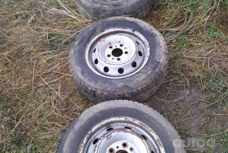 Muu, terasest stantsitud