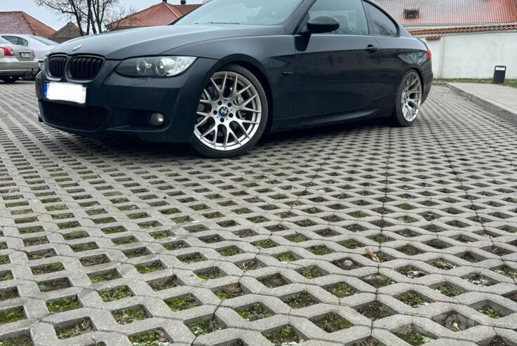 BMW, valuveljed