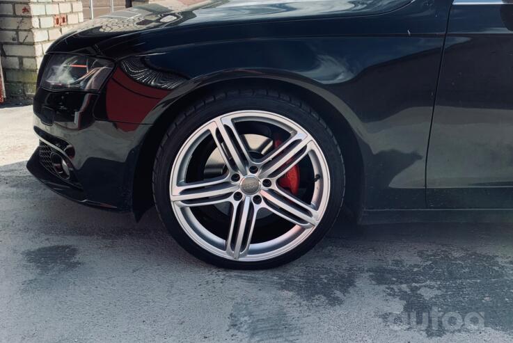 Audi, valuveljed