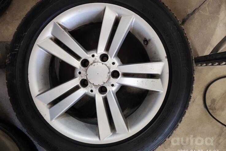 Mercedes Benz, valuveljed