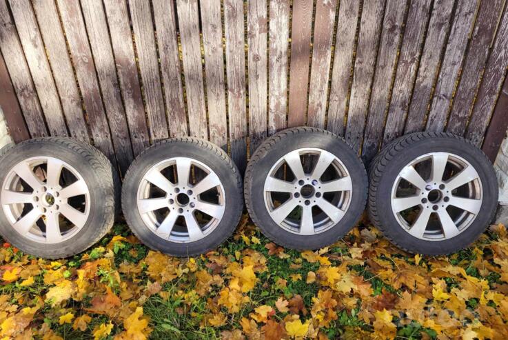 Mercedes Benz, valuveljed