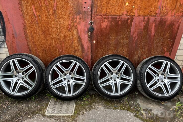 Mercedes Benz, valuveljed
