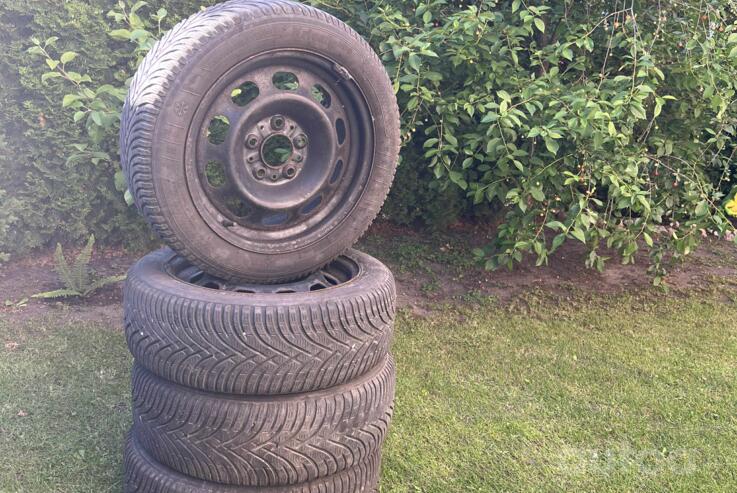 Muu, terasest stantsitud