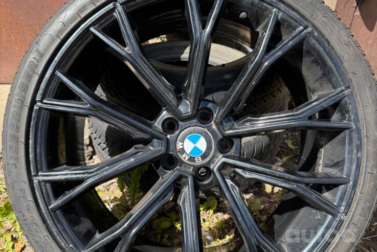 BMW, valuveljed