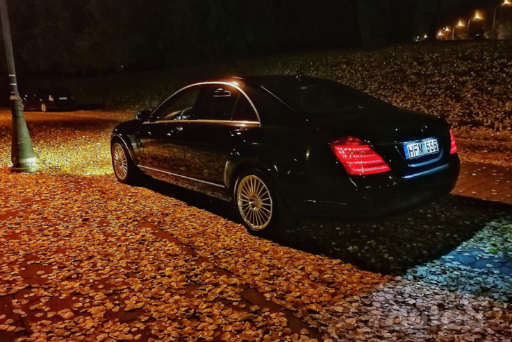 Mercedes, valuveljed