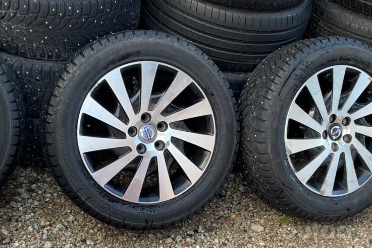 Volvo-Ford, valuveljed