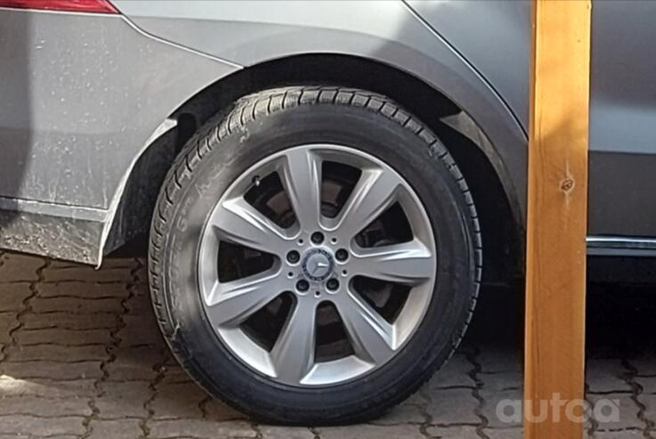 Mercedes, valuveljed