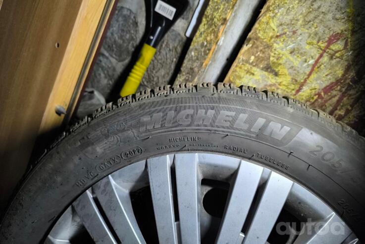 Michelin, valuveljed