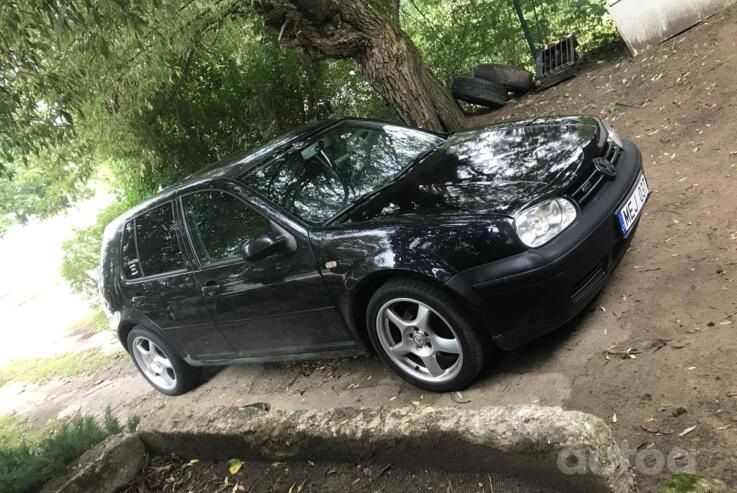 Fondmetal, valuveljed