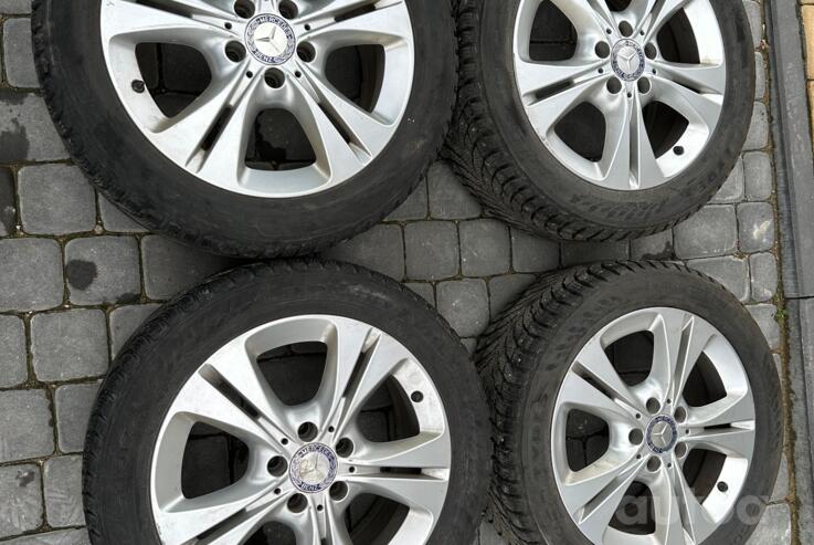 Mercedes Benz, valuveljed