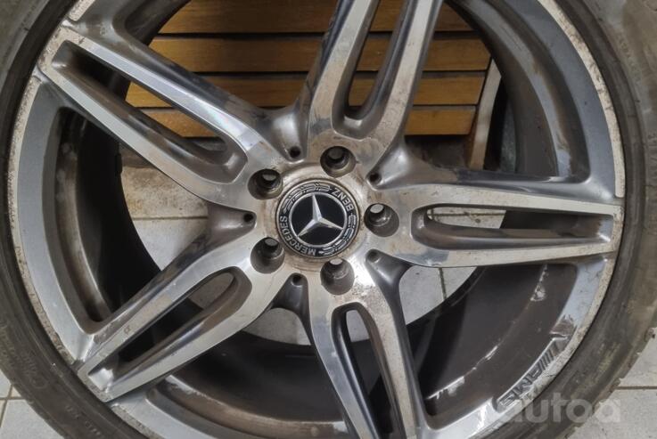 Mercedes, valuveljed