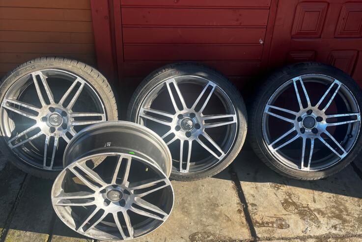 WPS ITALY, valuveljed