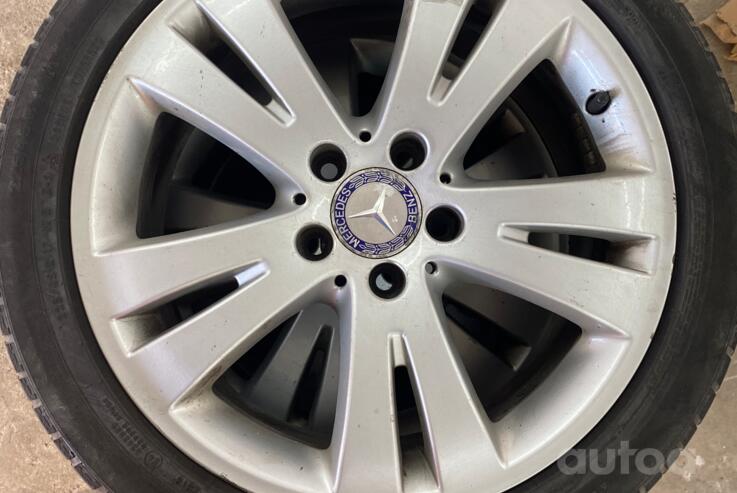 Mercedes Benz, valuveljed