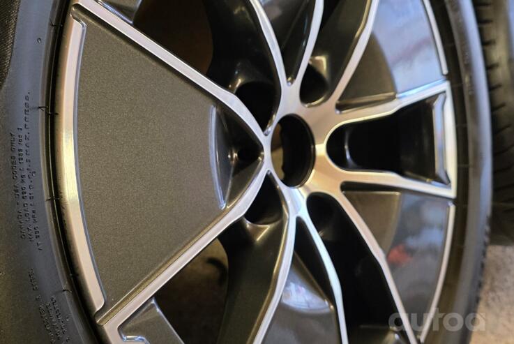 BMW, valuveljed