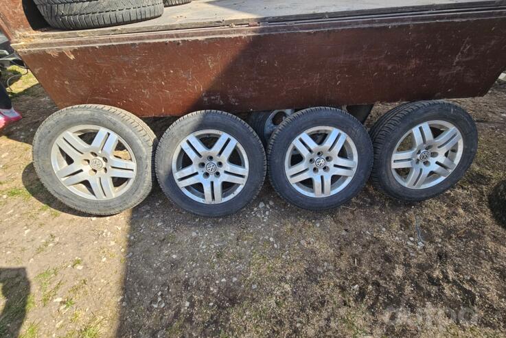 Audi, valuveljed
