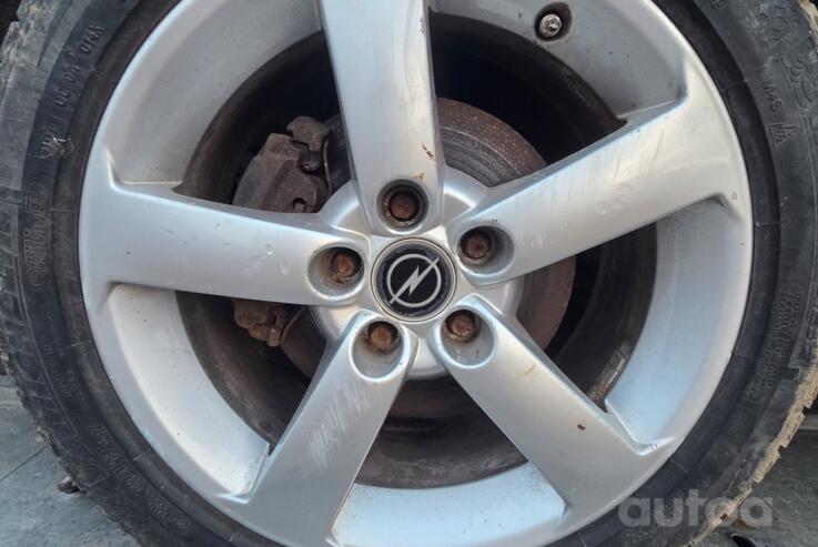 Opel, valuveljed