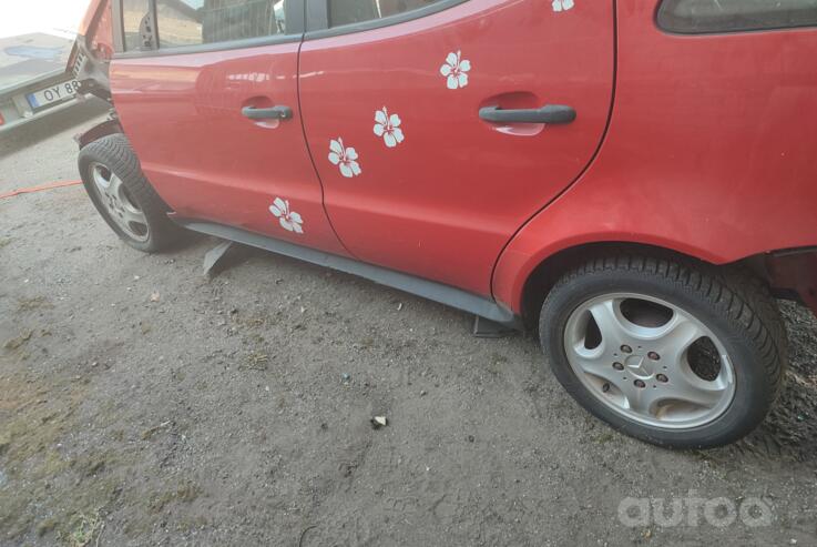 Mercedes, valuveljed