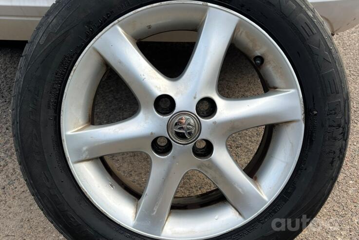 Toyota, valuveljed