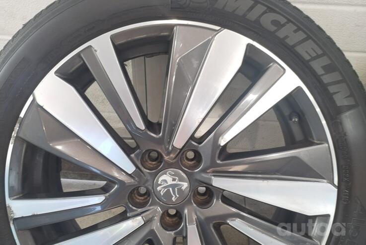 Peugeot, valuveljed