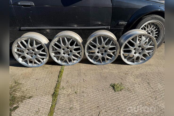 BBS, valuveljed