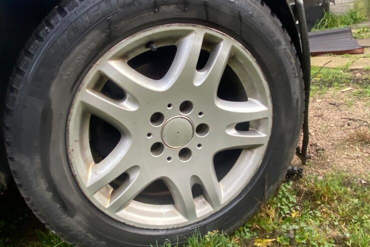 Mercedes, valuveljed