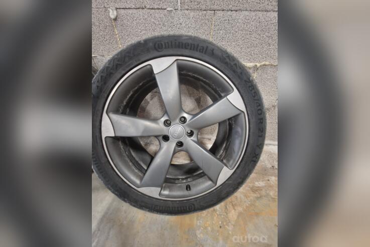 Audi, valuveljed