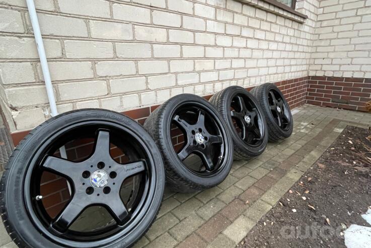 Mercedes benz, valuveljed