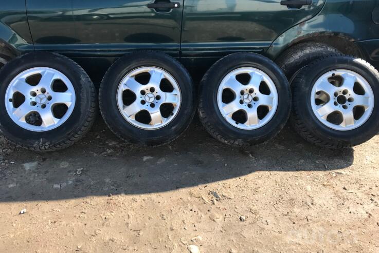 Mercedes, valuveljed