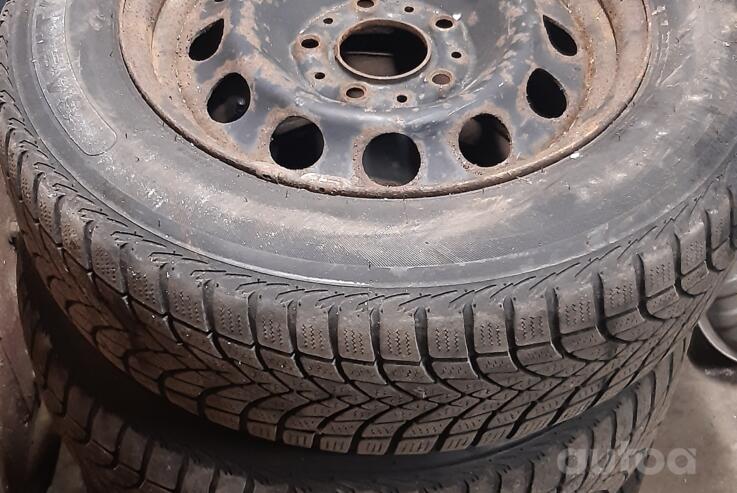 Muu, terasest stantsitud