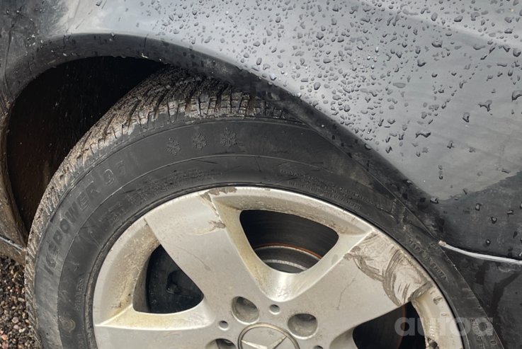 Mercedes, valuveljed