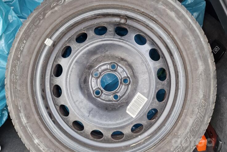 Muu, terasest stantsitud