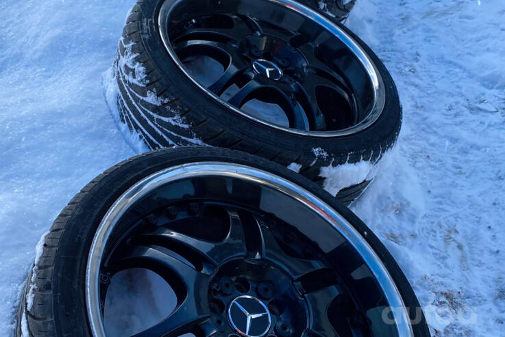 Jaagruti, valuveljed