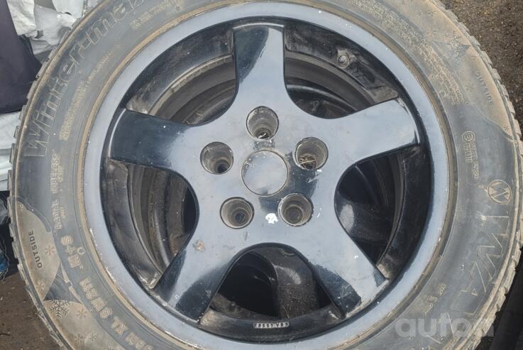 Nežinomas, valuveljed