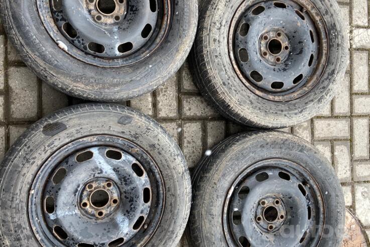 Muu, terasest stantsitud