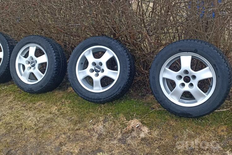 Nezinomas, valuveljed