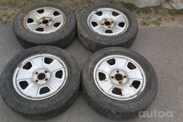 RENAULT, terasest stantsitud