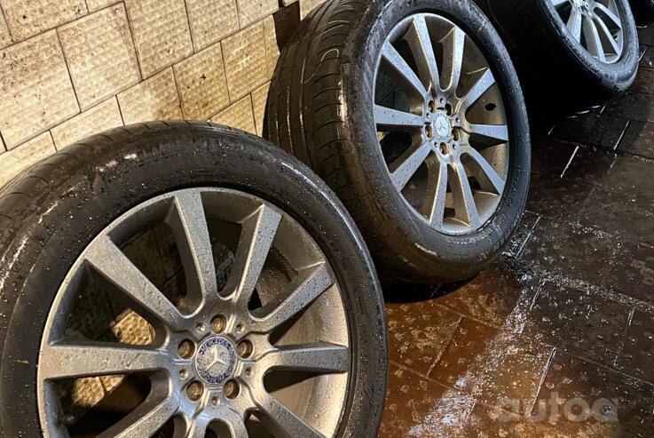 Mercedes - Benz Originalus, valuveljed