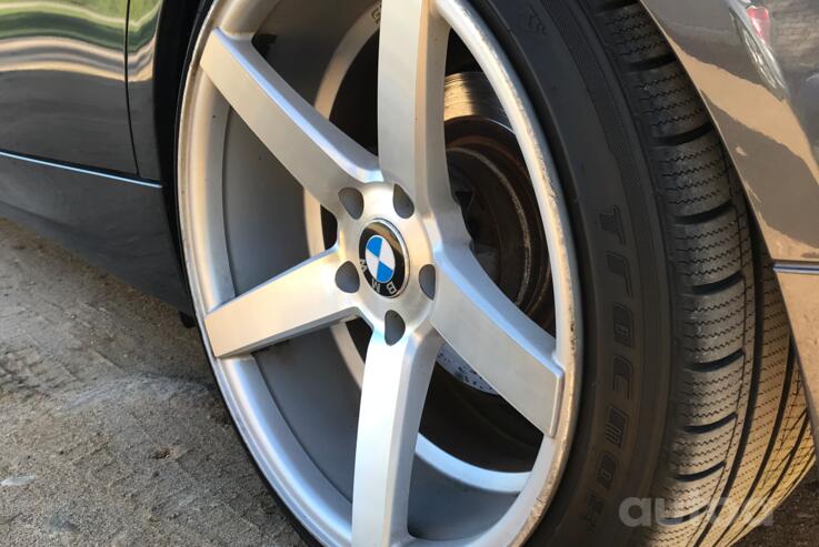 Vossen cv3, valuveljed