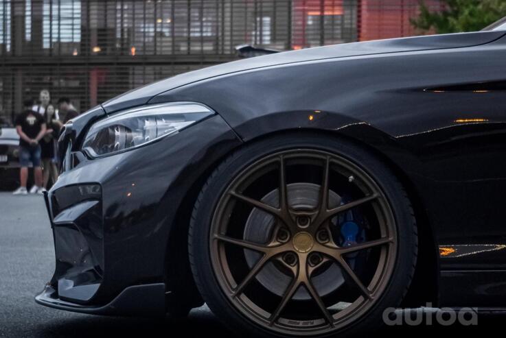 Japan Racing, valuveljed