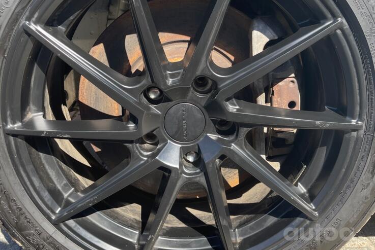 Liquidmetal, valuveljed