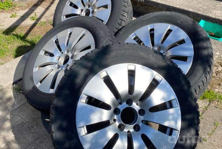 Mercedes benz, valuveljed