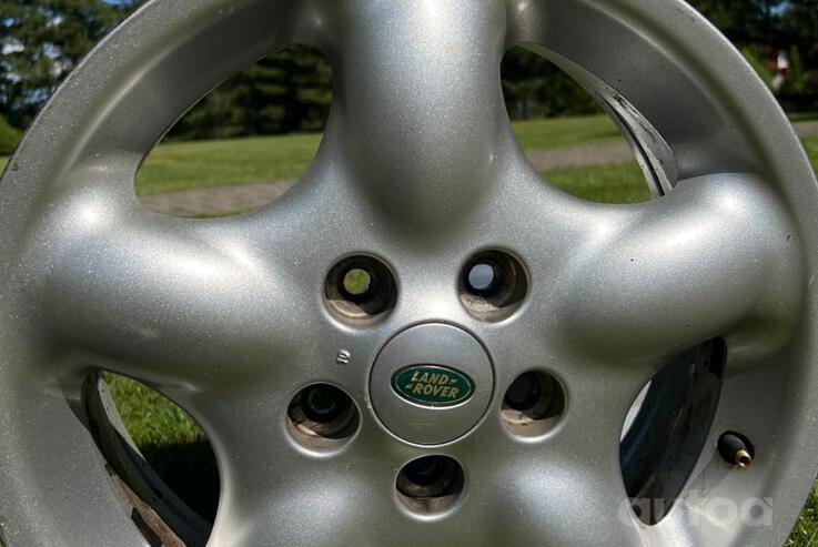 Land Rover, valuveljed