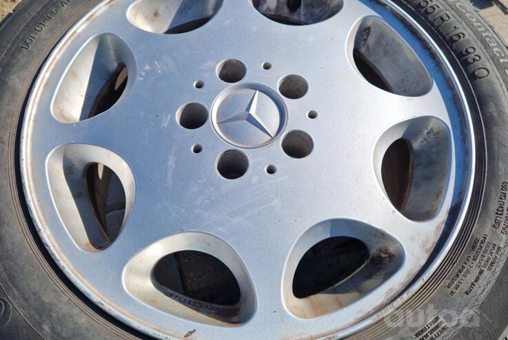 Mercedes-Benz, valuveljed