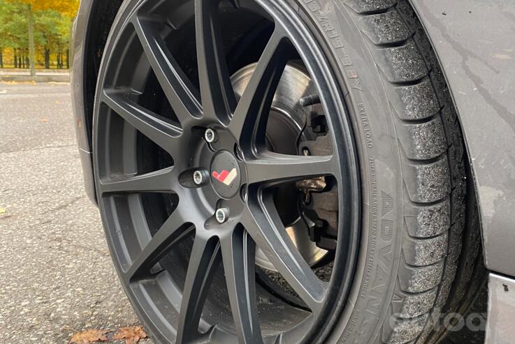 Japan Racing, valuveljed