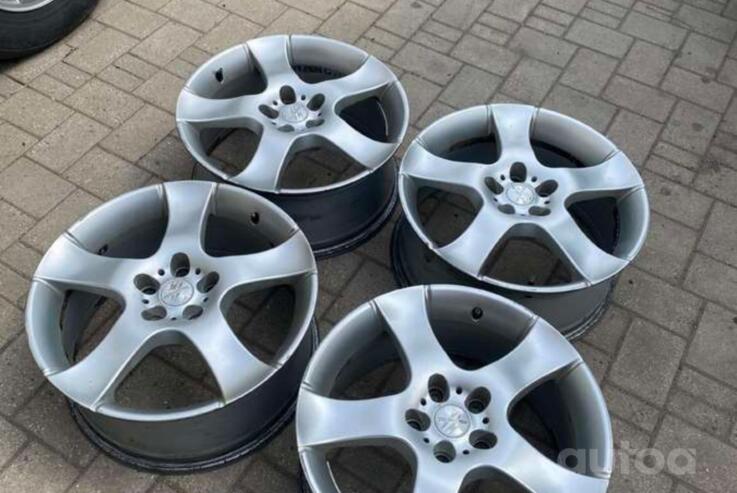 Fondmetal, valuveljed