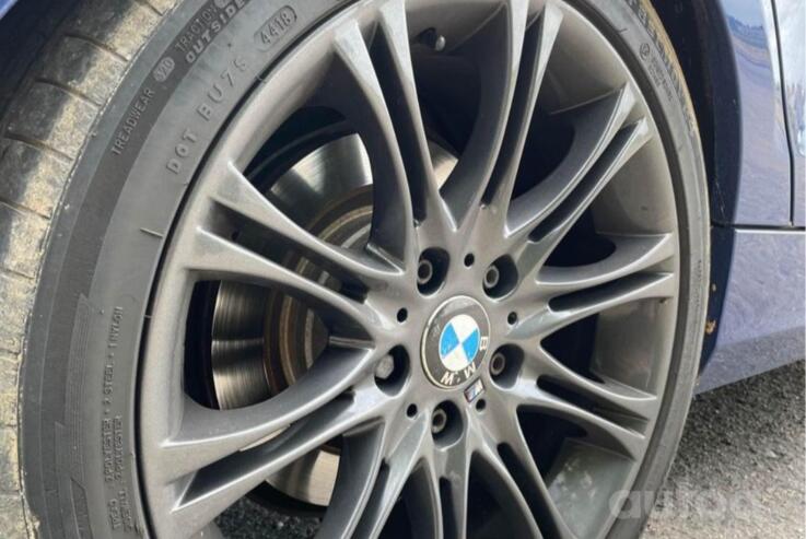 BMW Style 135, valuveljed